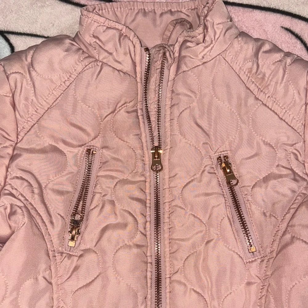 SO Light Pink Quilted Puffer Jacket with Gold Zippers - Picture 3 of 5